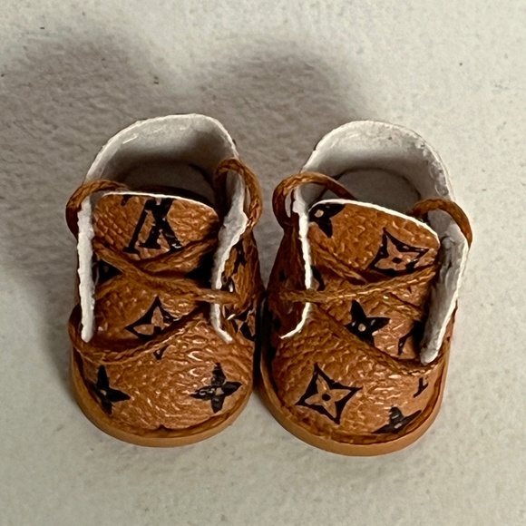 Designer Sneakers For Labubu Shoes Tan Brown Accessories Shoe Clothing Sneaker - Picture 2 of 6